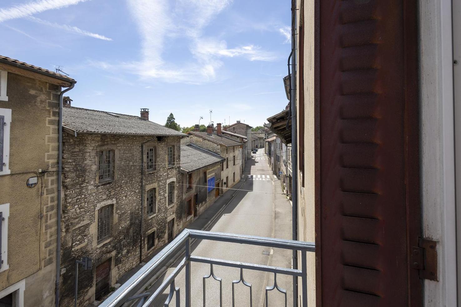 L'Emeraude - 1 A 4P - Wifi Fibre - Parking Gratuit Pont-dʼAin Exteriér fotografie